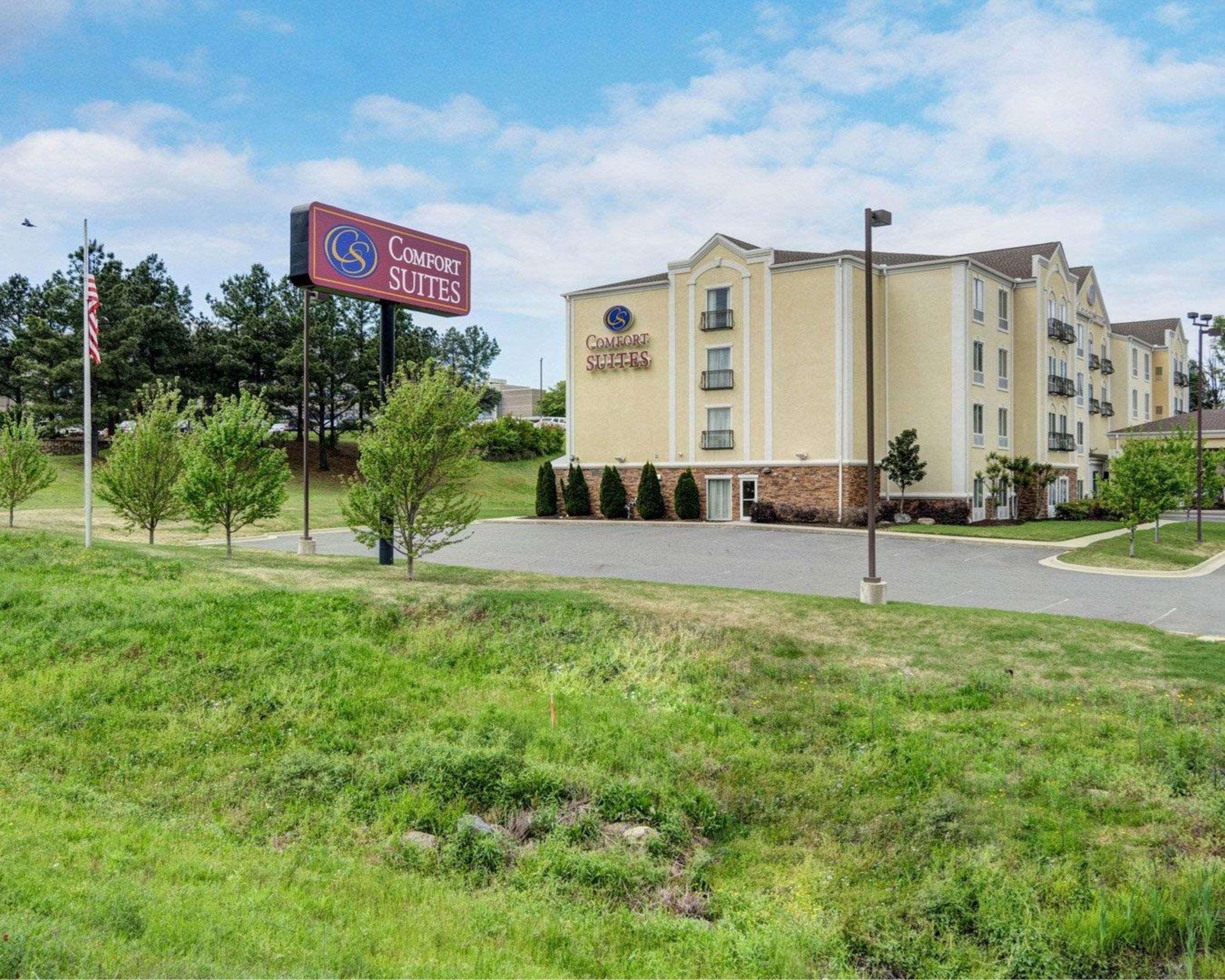 Comfort Suites Near Hot Springs Park Exterior foto